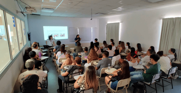 CrossRacer participó en la primera Expo Empleo UPE…