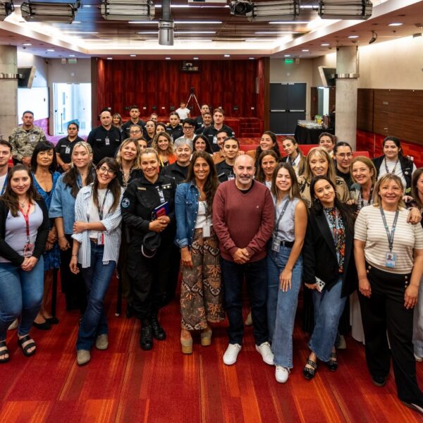 Acompañamos una charla sobre accesibilidad en el ámbito…